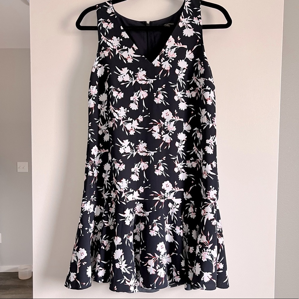 BR Navy Floral Raw Hem Dress NWOT